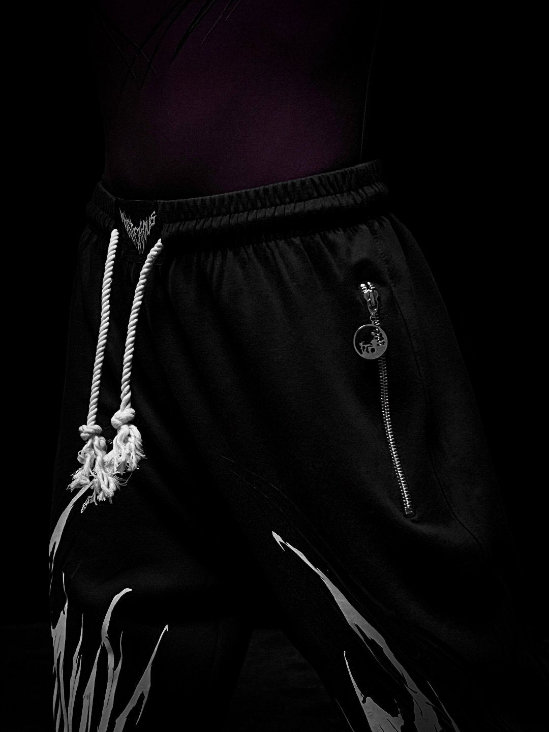 DARK AURA OVERSIZED TROUSER